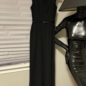 Chic Black Sleeveless Jumpsuit